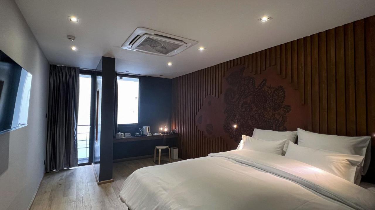 The Nhorm Hotel Ratchada Bangkok Buitenkant foto